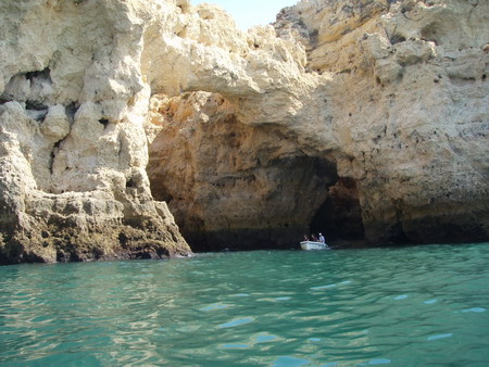 Bosy grotto